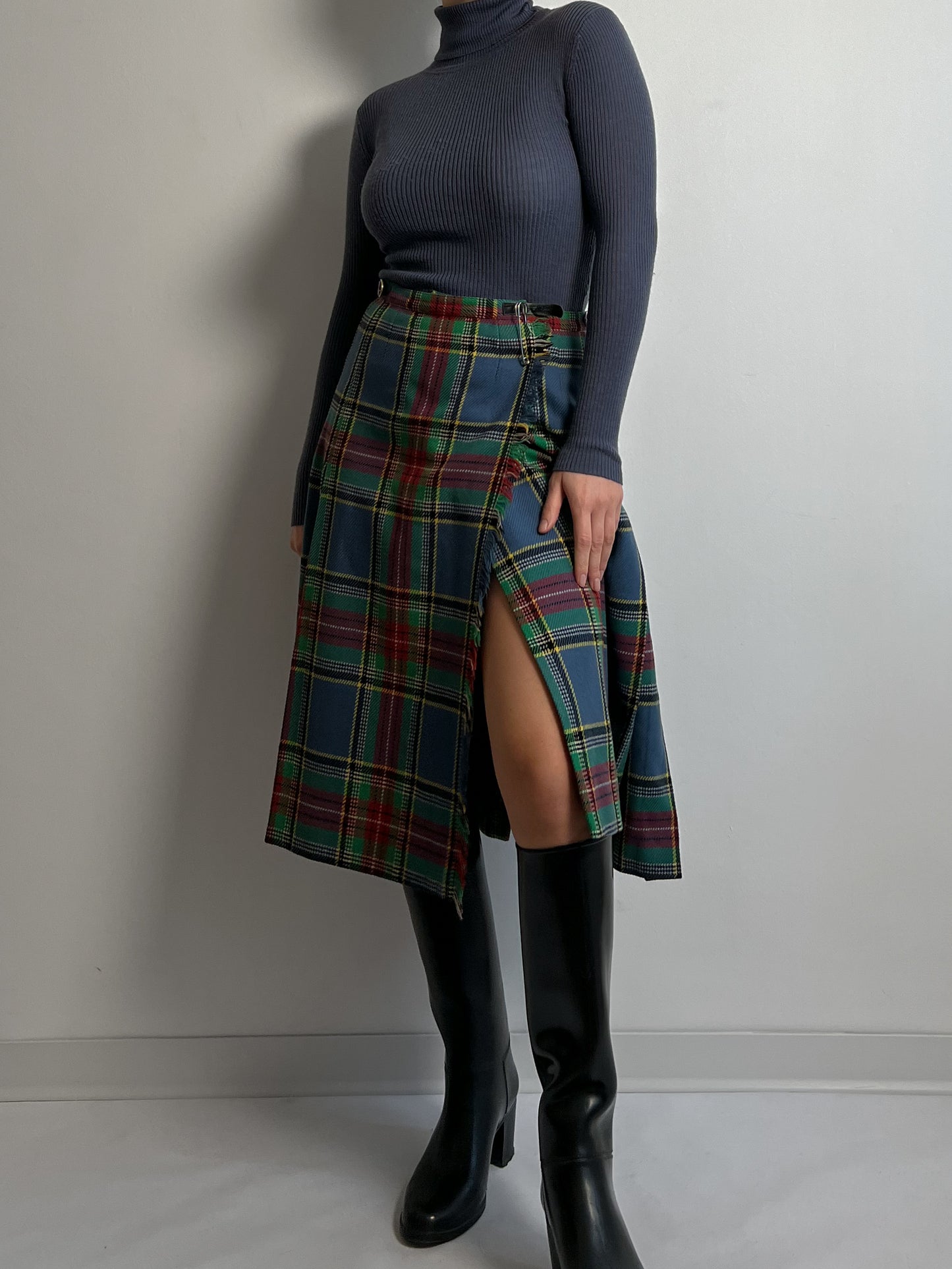 Pure wool pleated tartan skirt