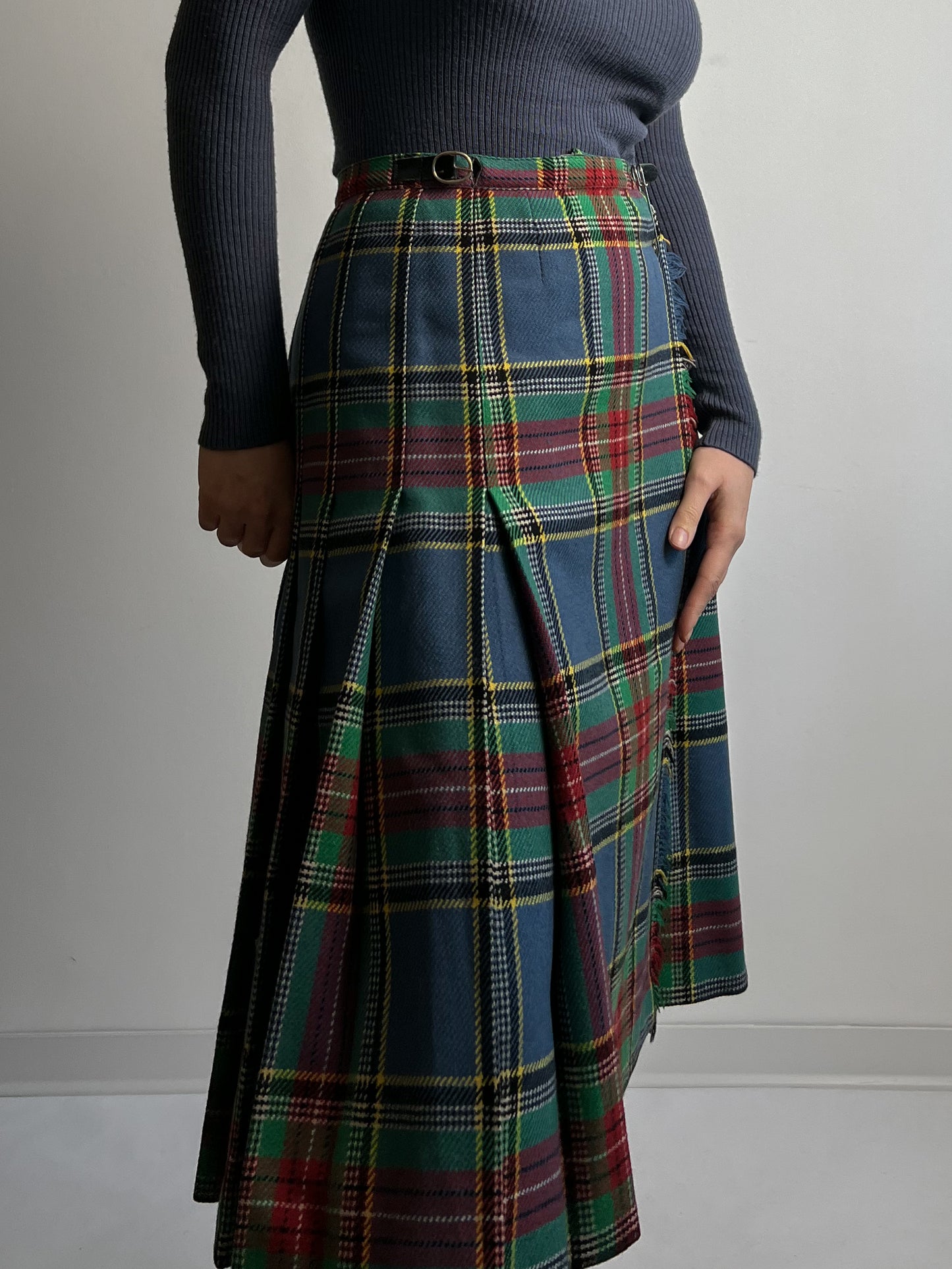 Pure wool pleated tartan skirt