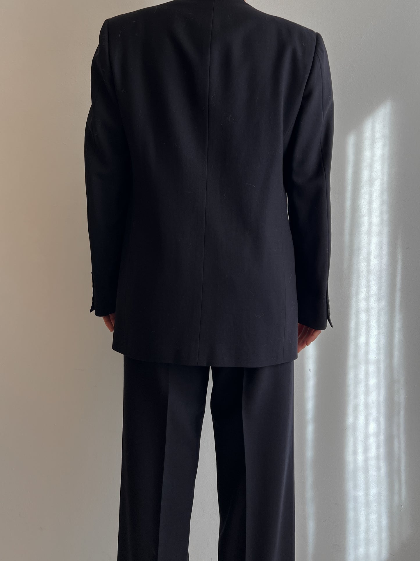 Pure vinrgin wool blue suit