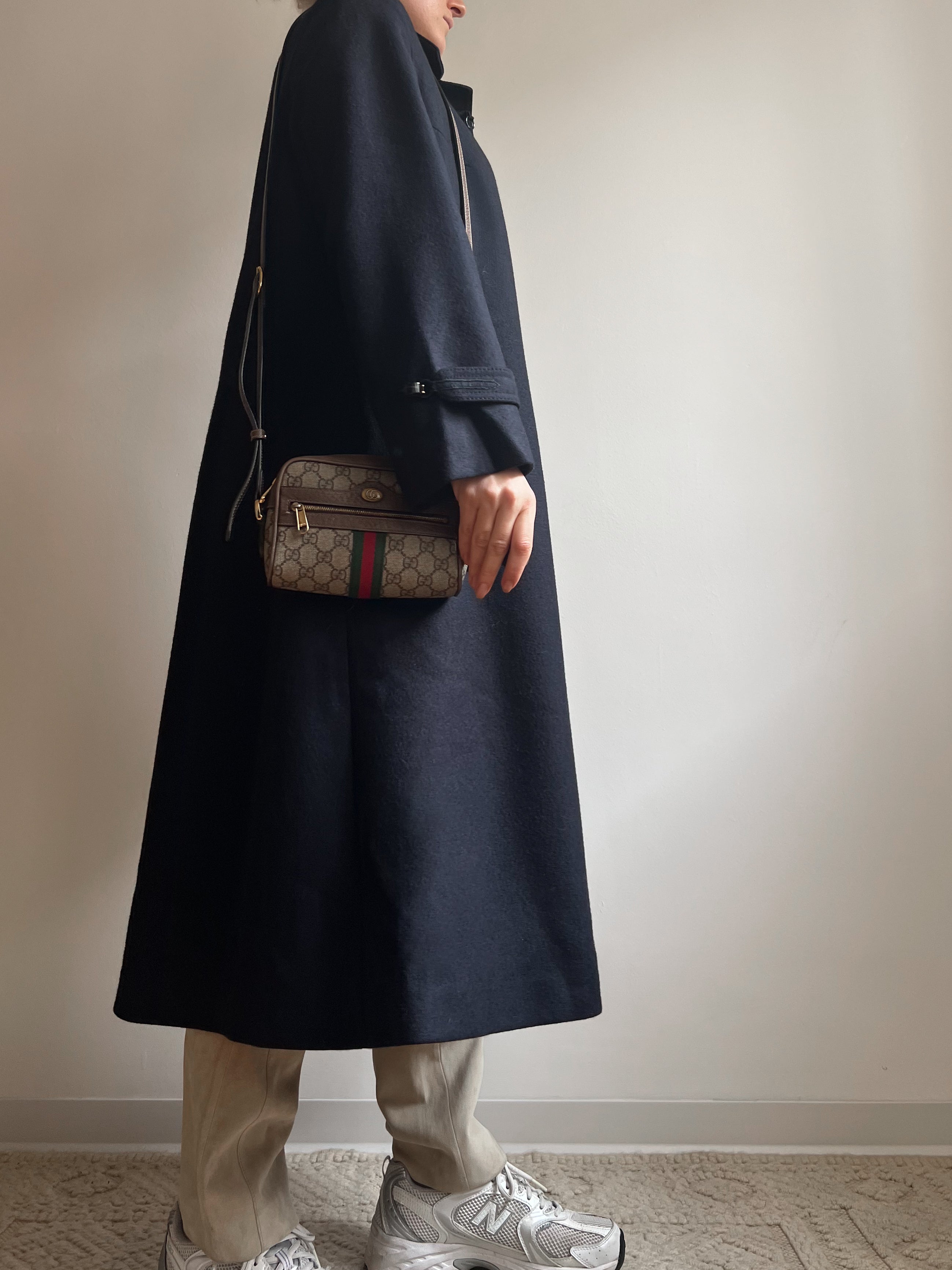 Cappotto blu in pura lana vergine