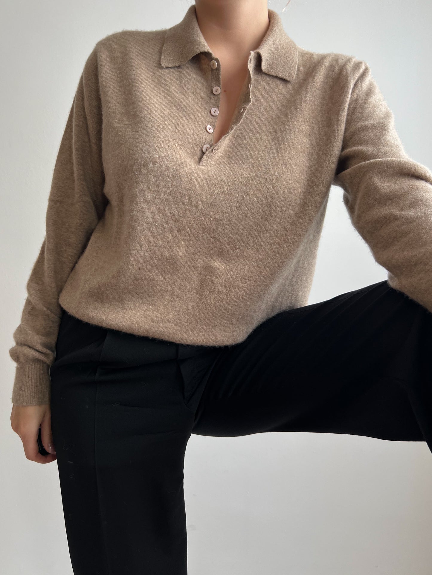 Polo beige in 100% cashmere