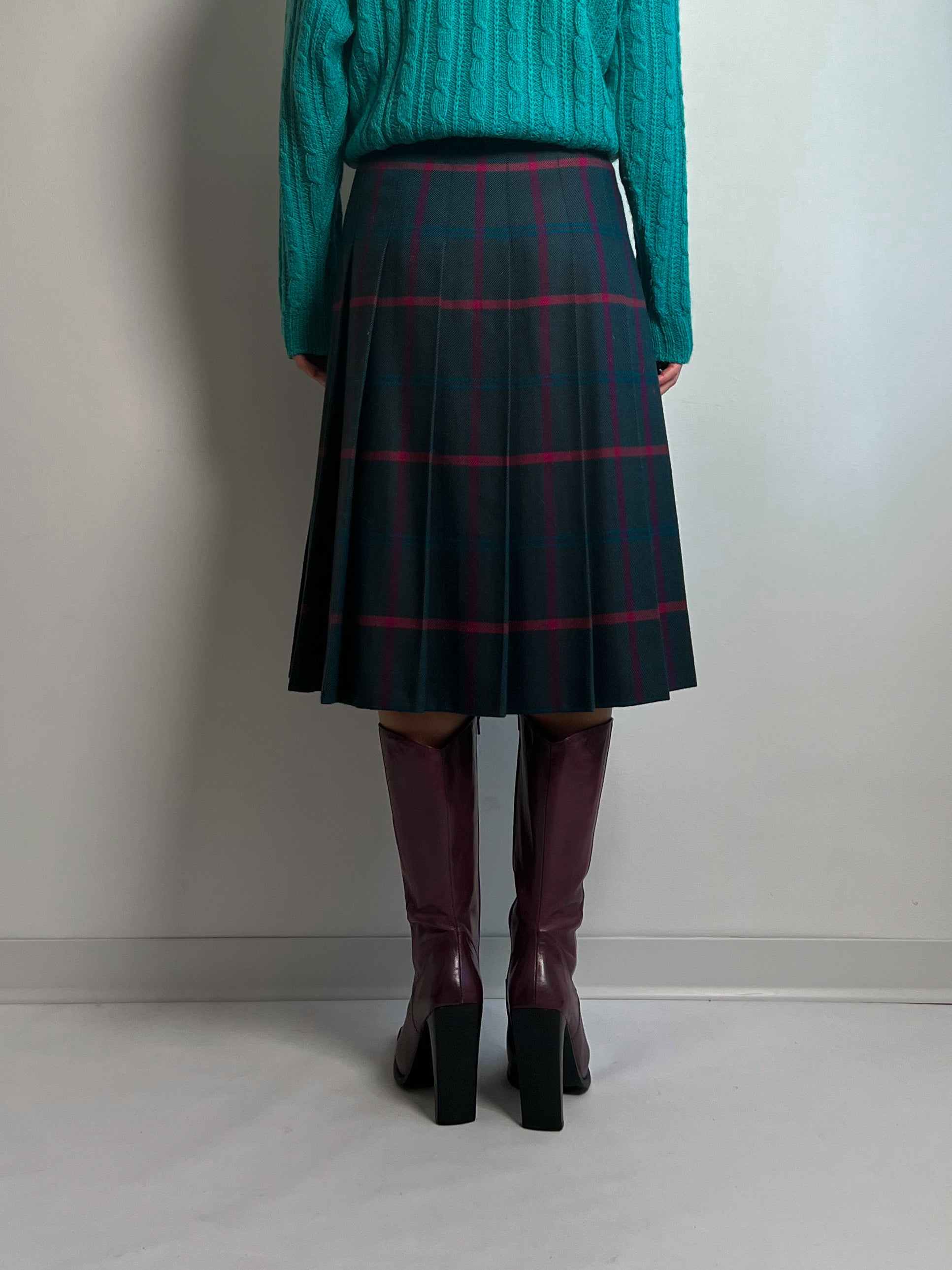 Pure virgin wool pleated skirt