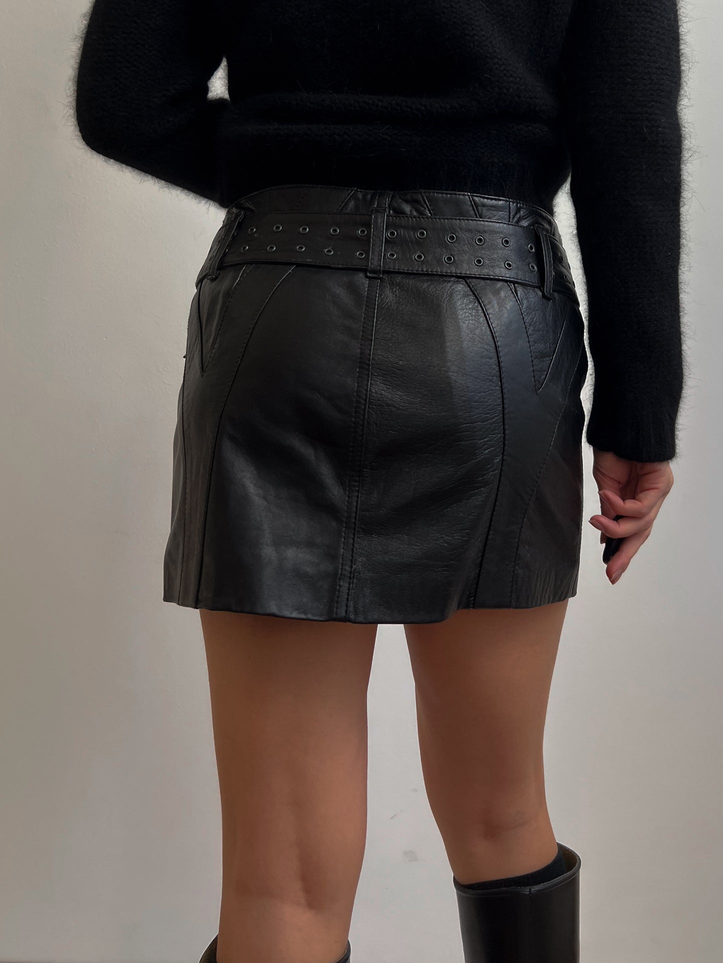 Vintage real leather black mini skirt