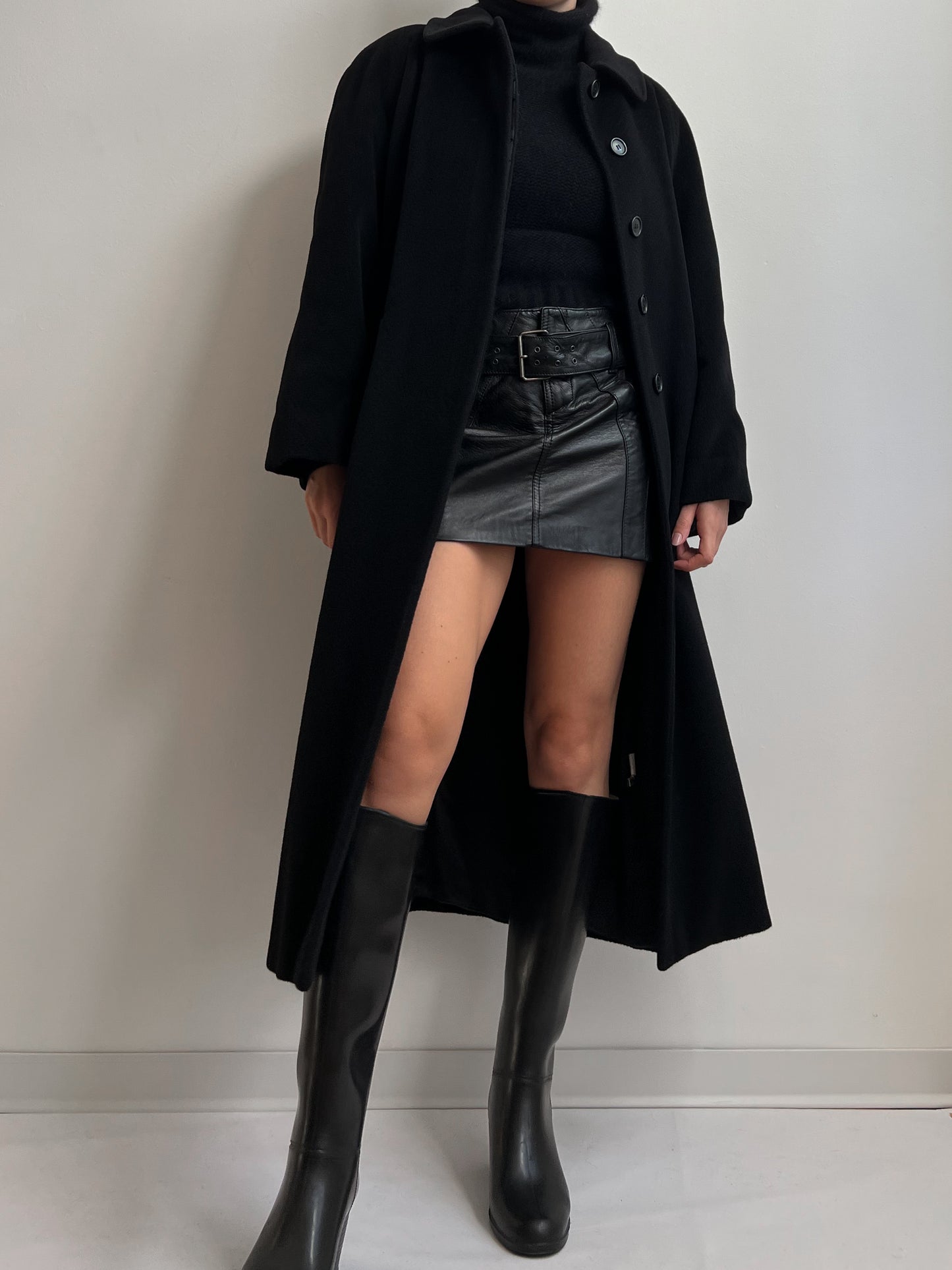 Vintage Piacenza pure wool black long coat