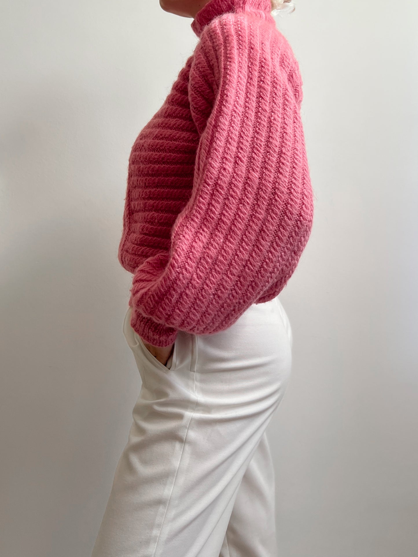 Vintage pure wool knitted pink pull