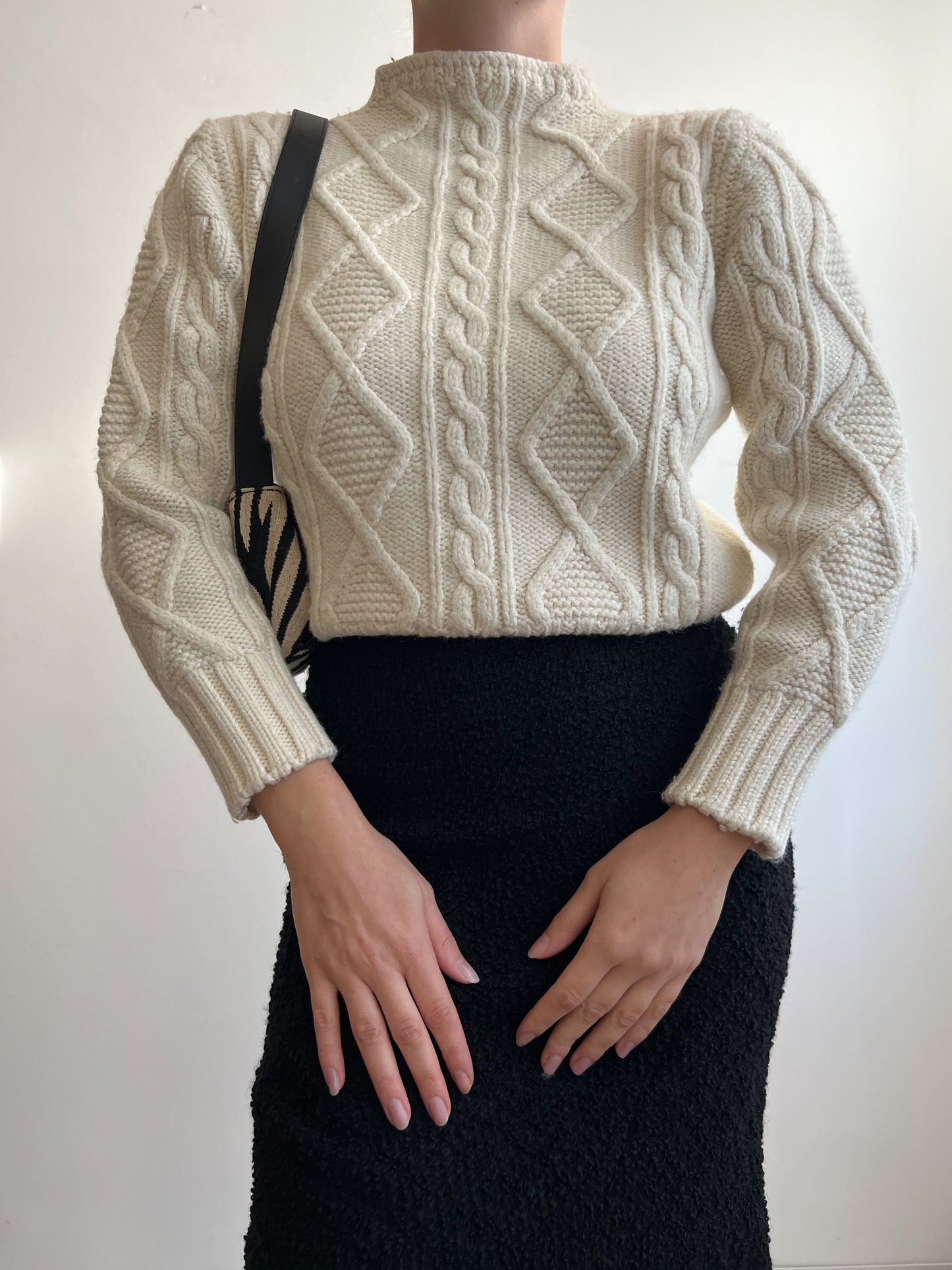 Vintage wool blend ivory pull