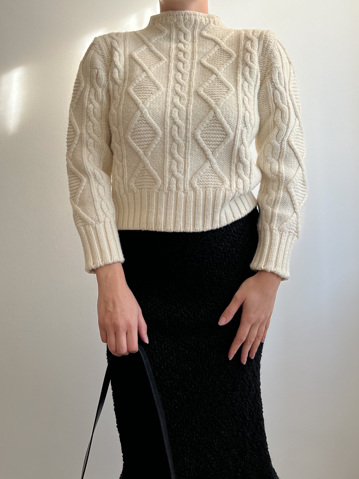 Vintage wool blend ivory pull