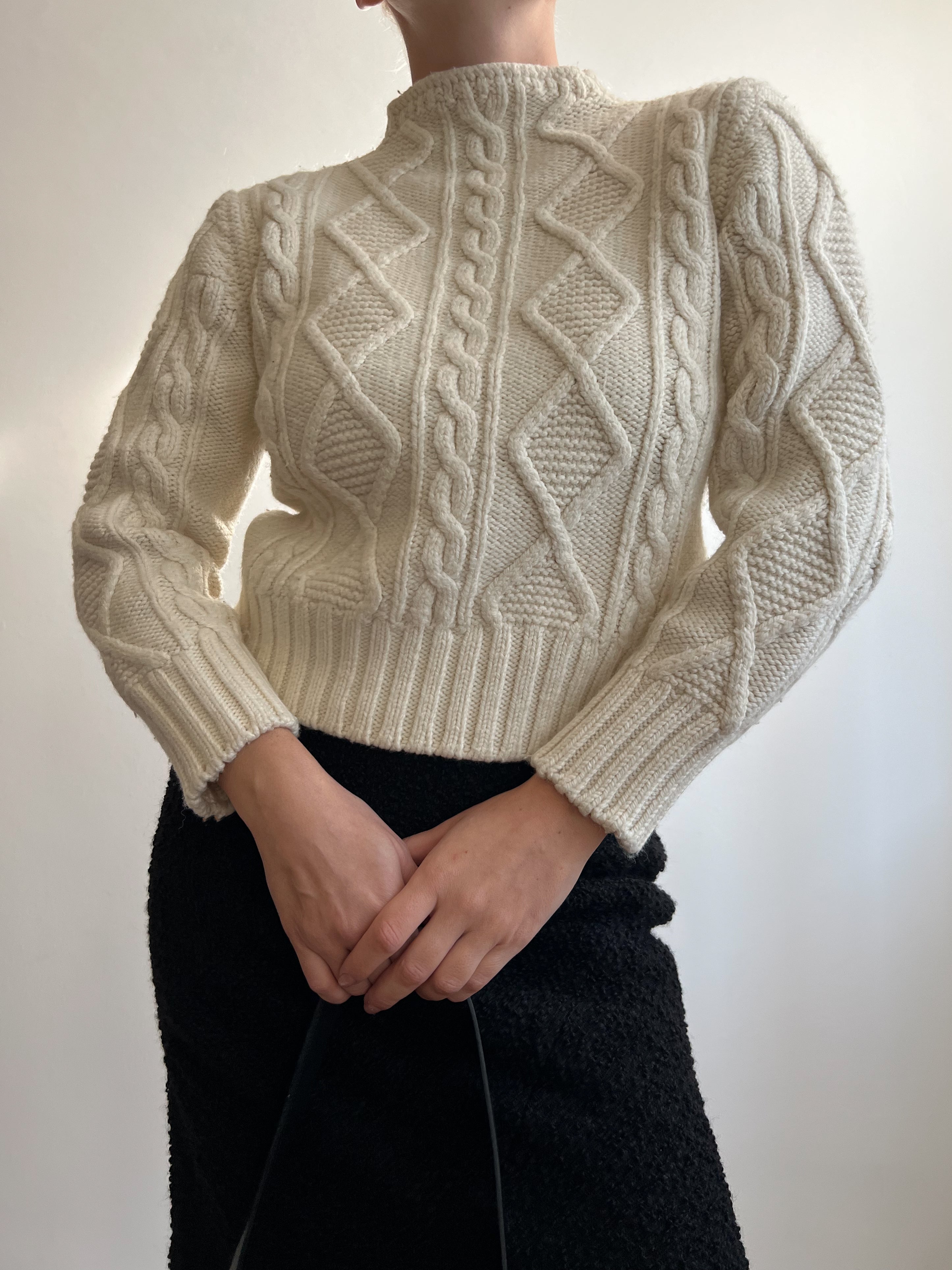 Vintage wool blend ivory pull
