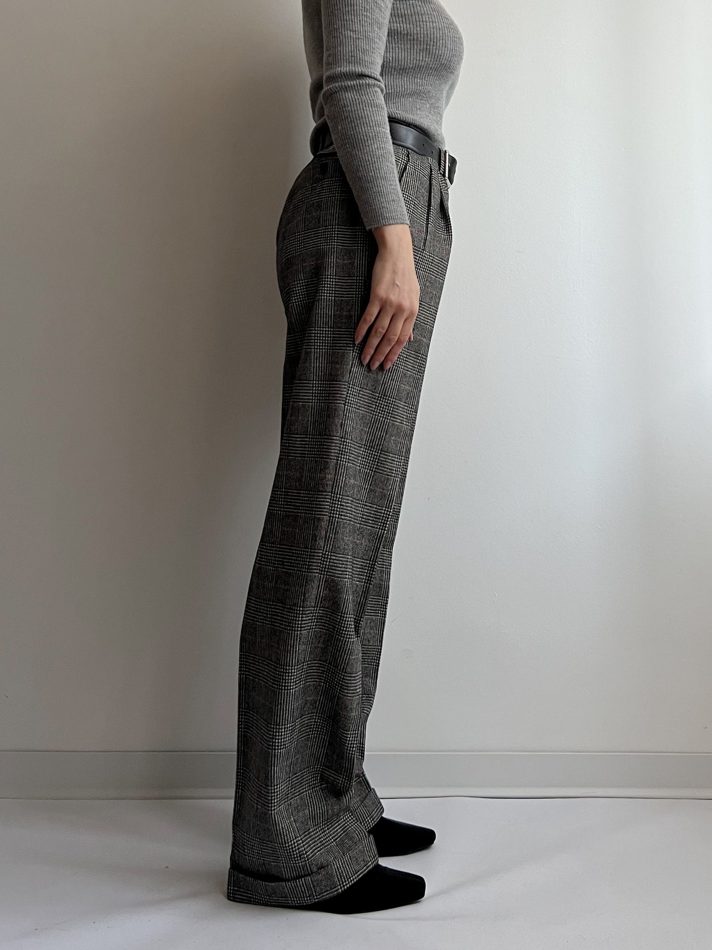 Vintage pure virgin wool tailored pleated pants