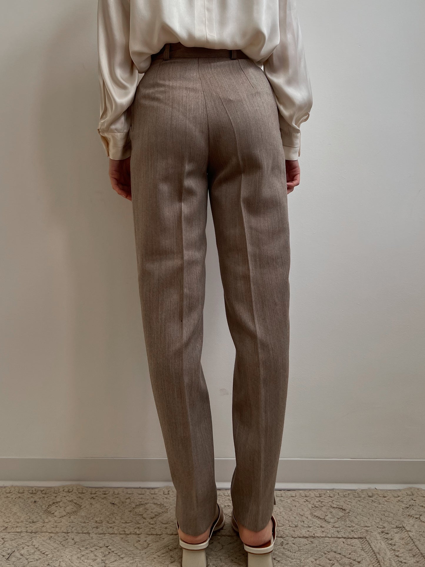 Pantaloni sartoriali tortora