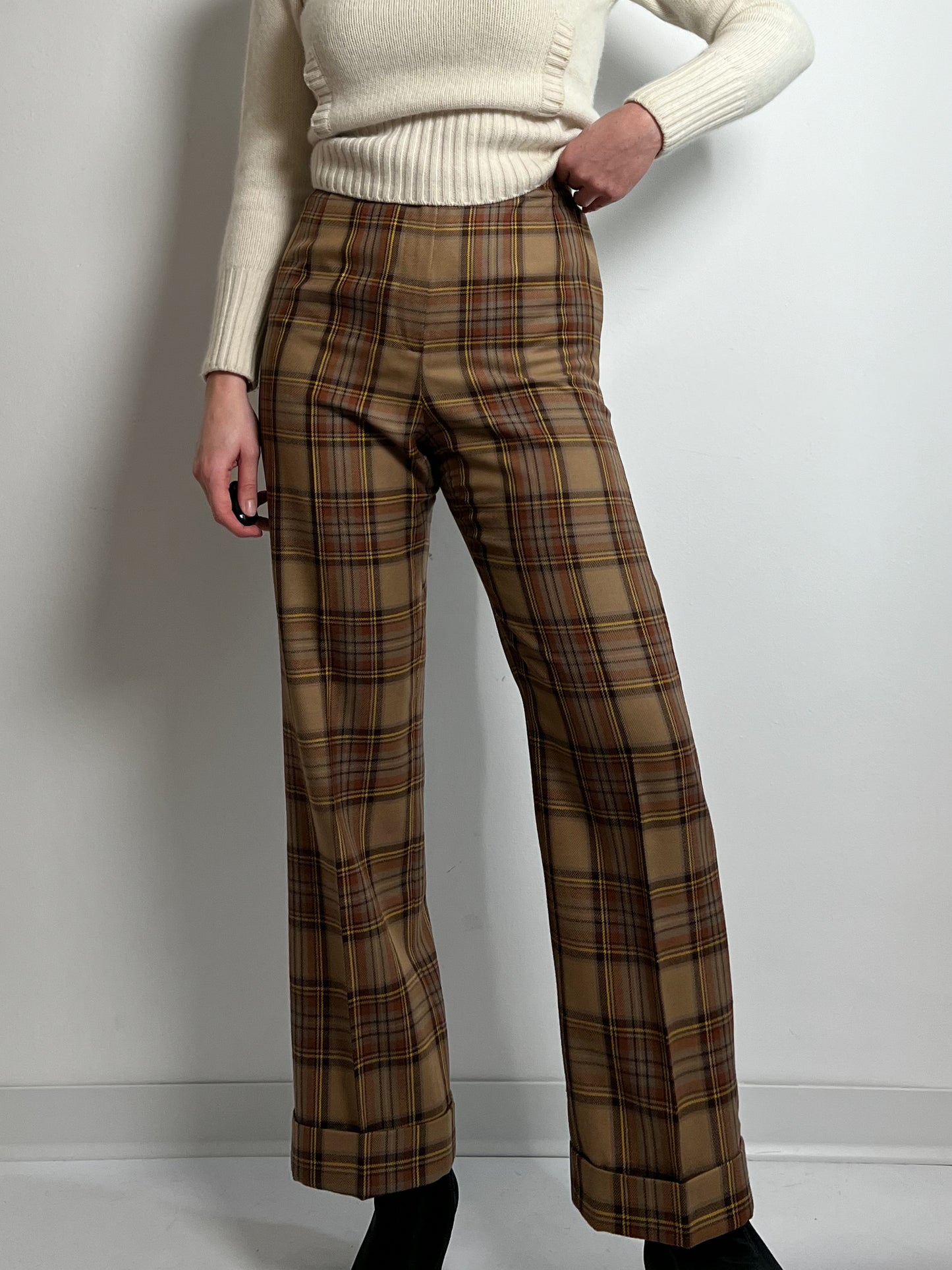 Pure wool tailored tartan pants