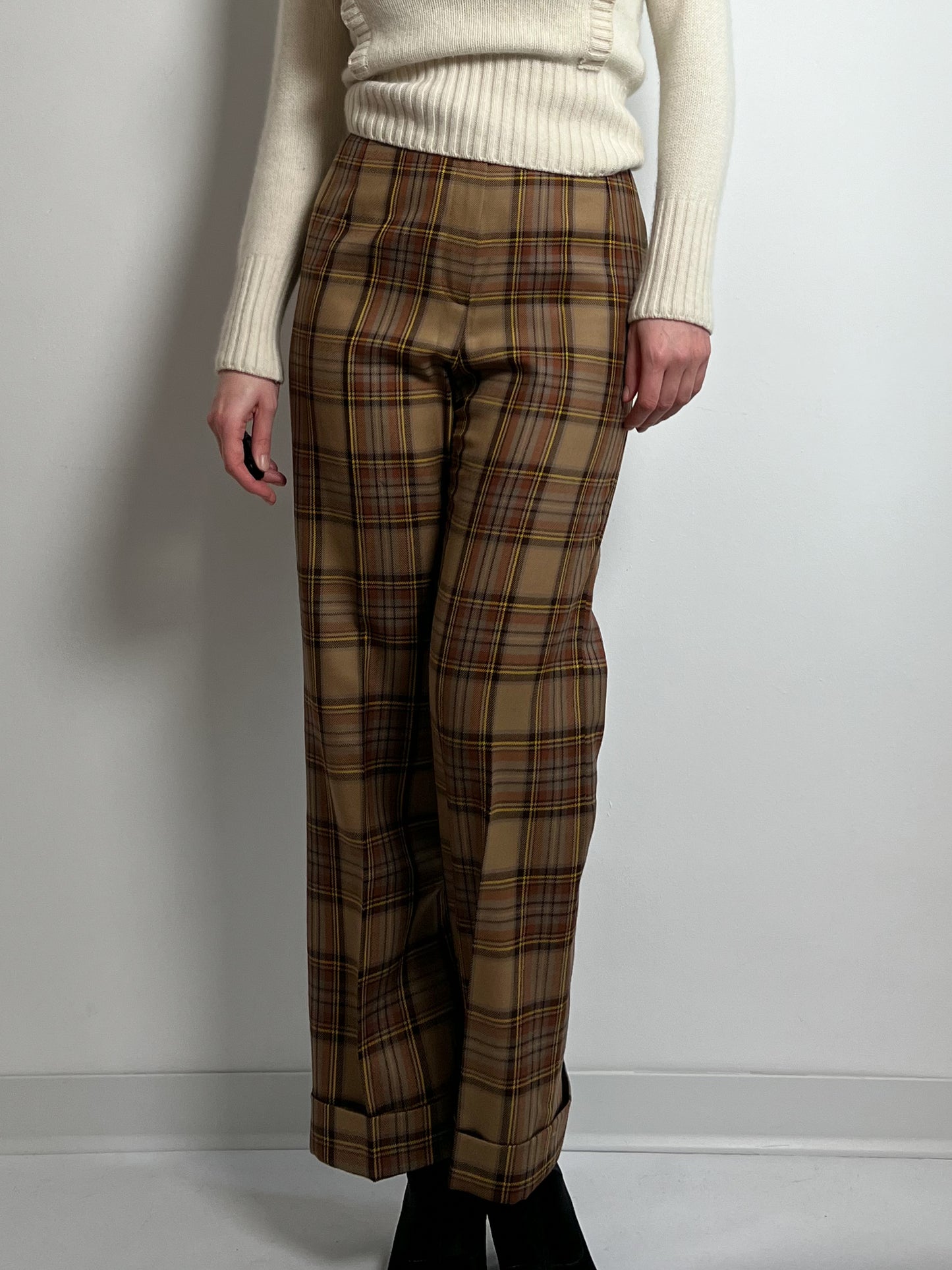 Pure wool tailored tartan pants