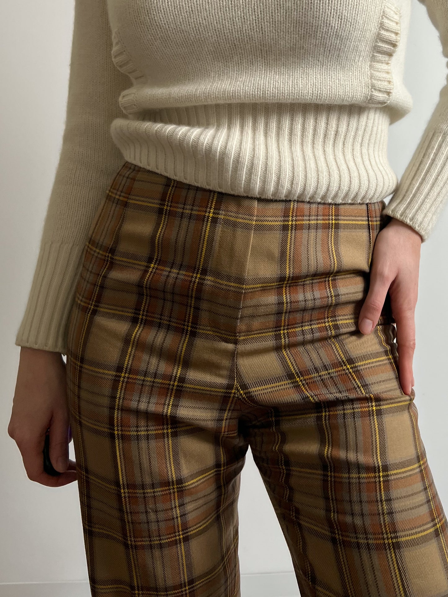 Pure wool tailored tartan pants