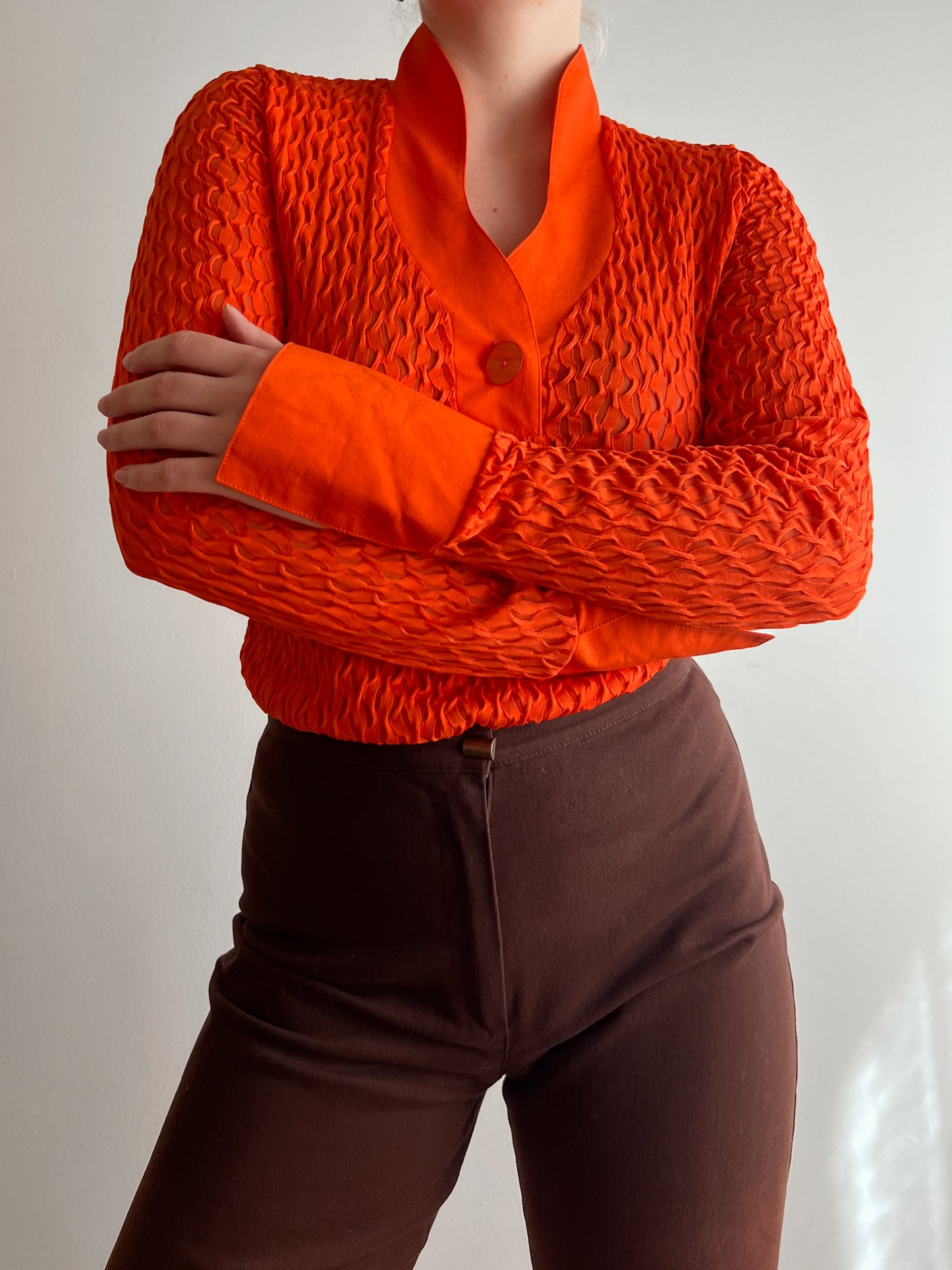 Long sleeves orange top