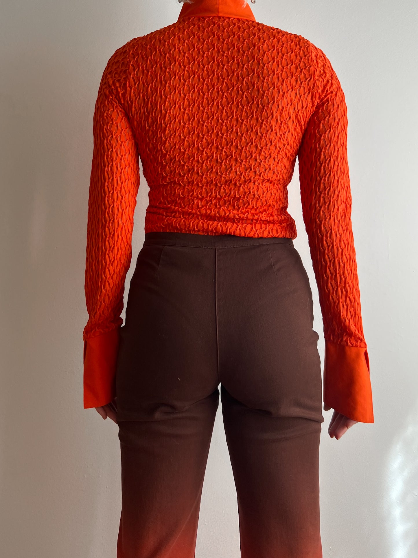 Long sleeves orange top