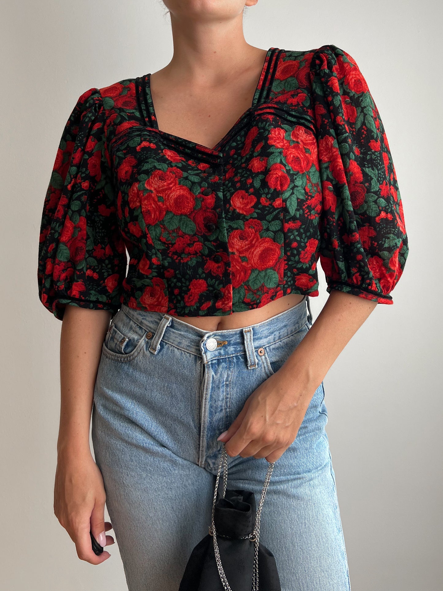 Blusa floreale austriaca