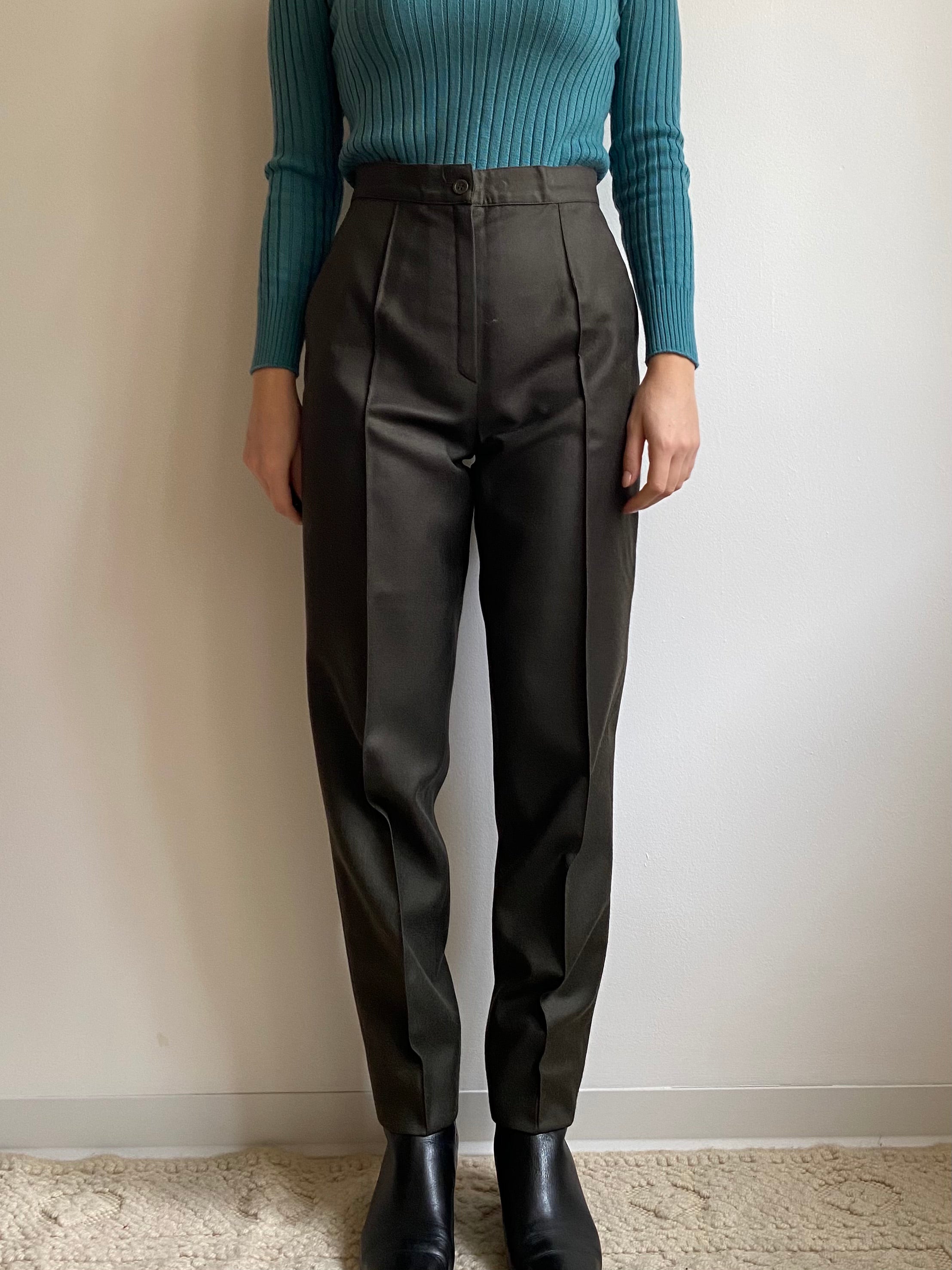 Pantaloni in lana verde militare