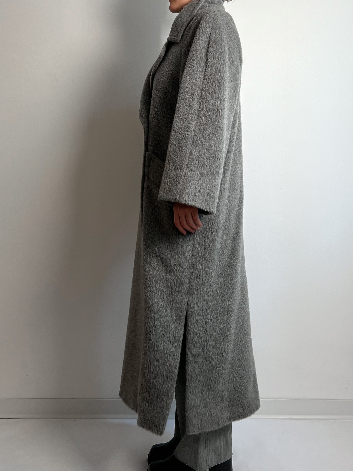 Piacenza lama grey long coat