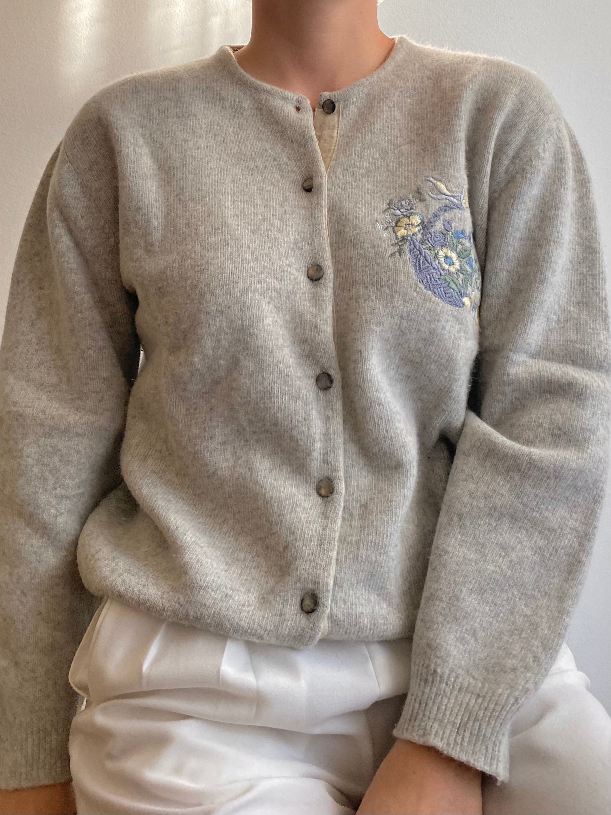 Cardigan in lana e angora grigio