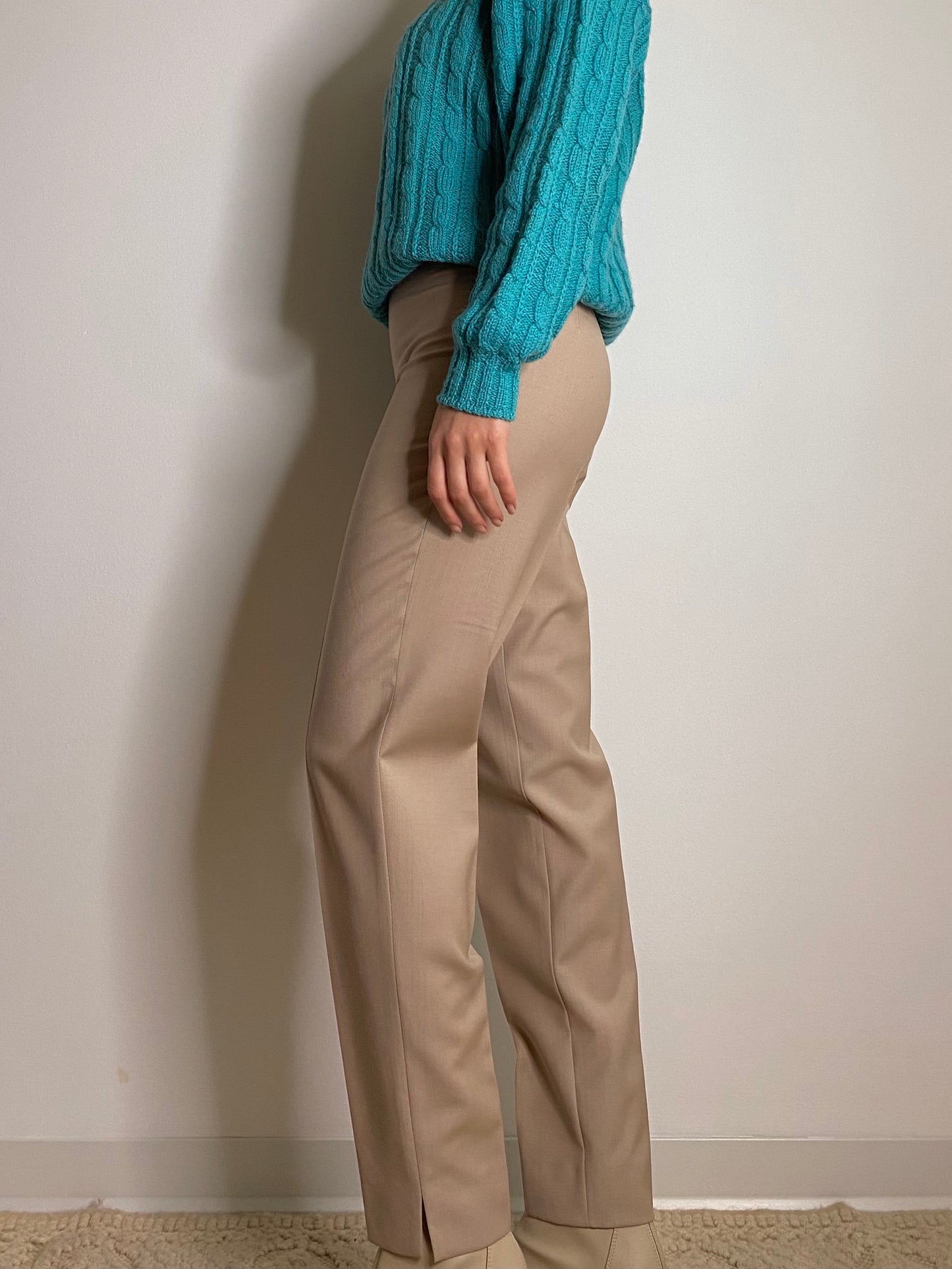 Pantaloni in lana beige