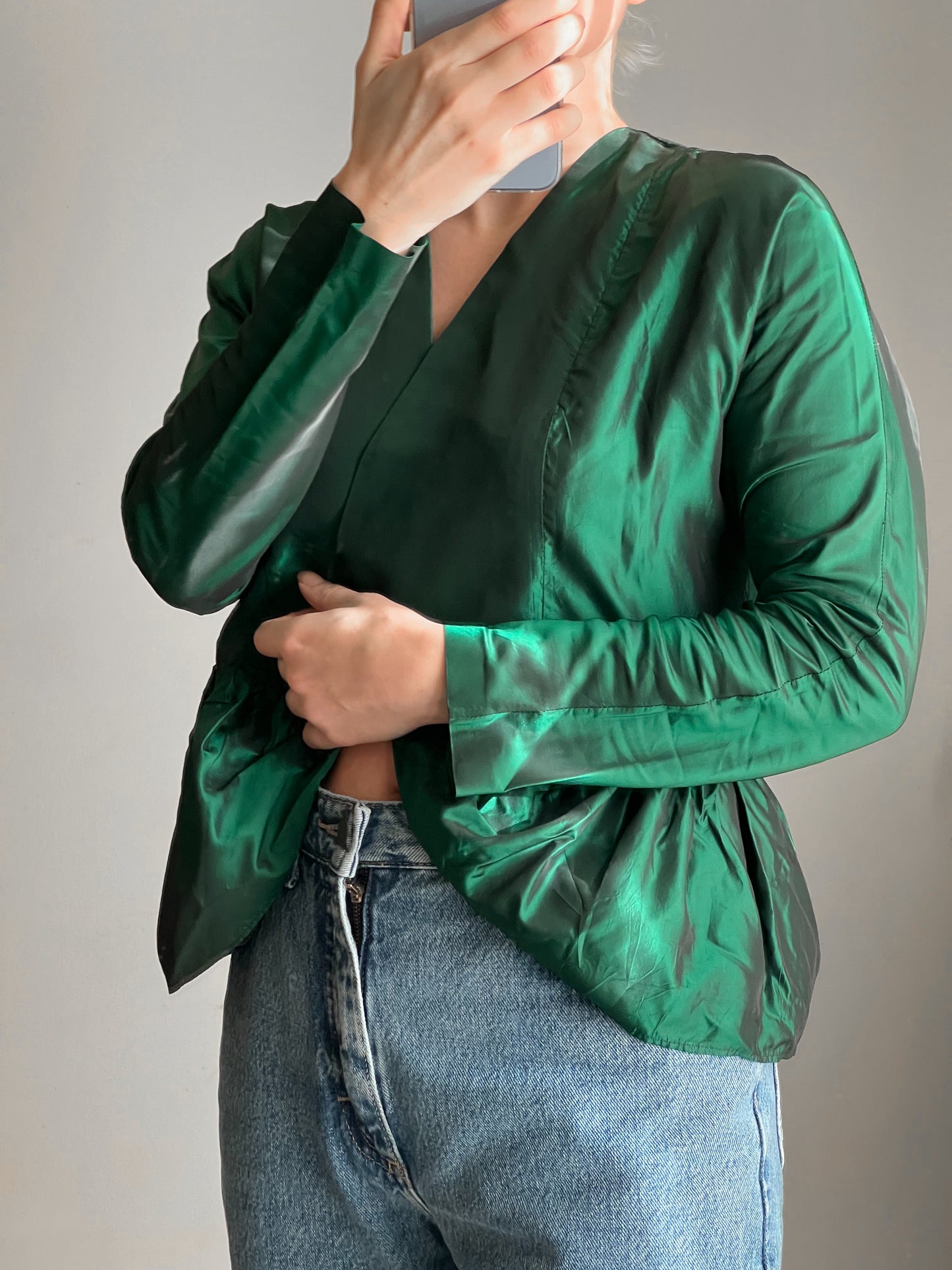 Blusa in shantung di seta verde