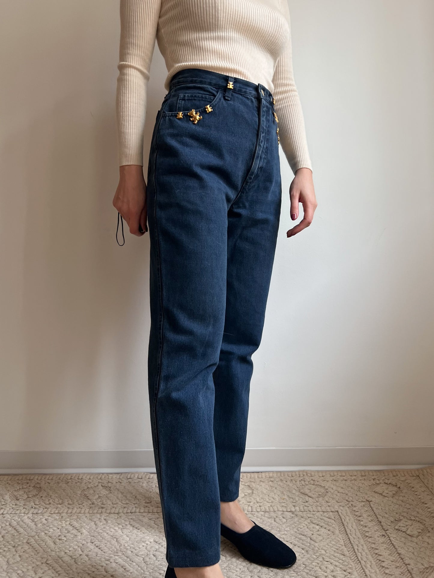 Jeans con orsetti dorati