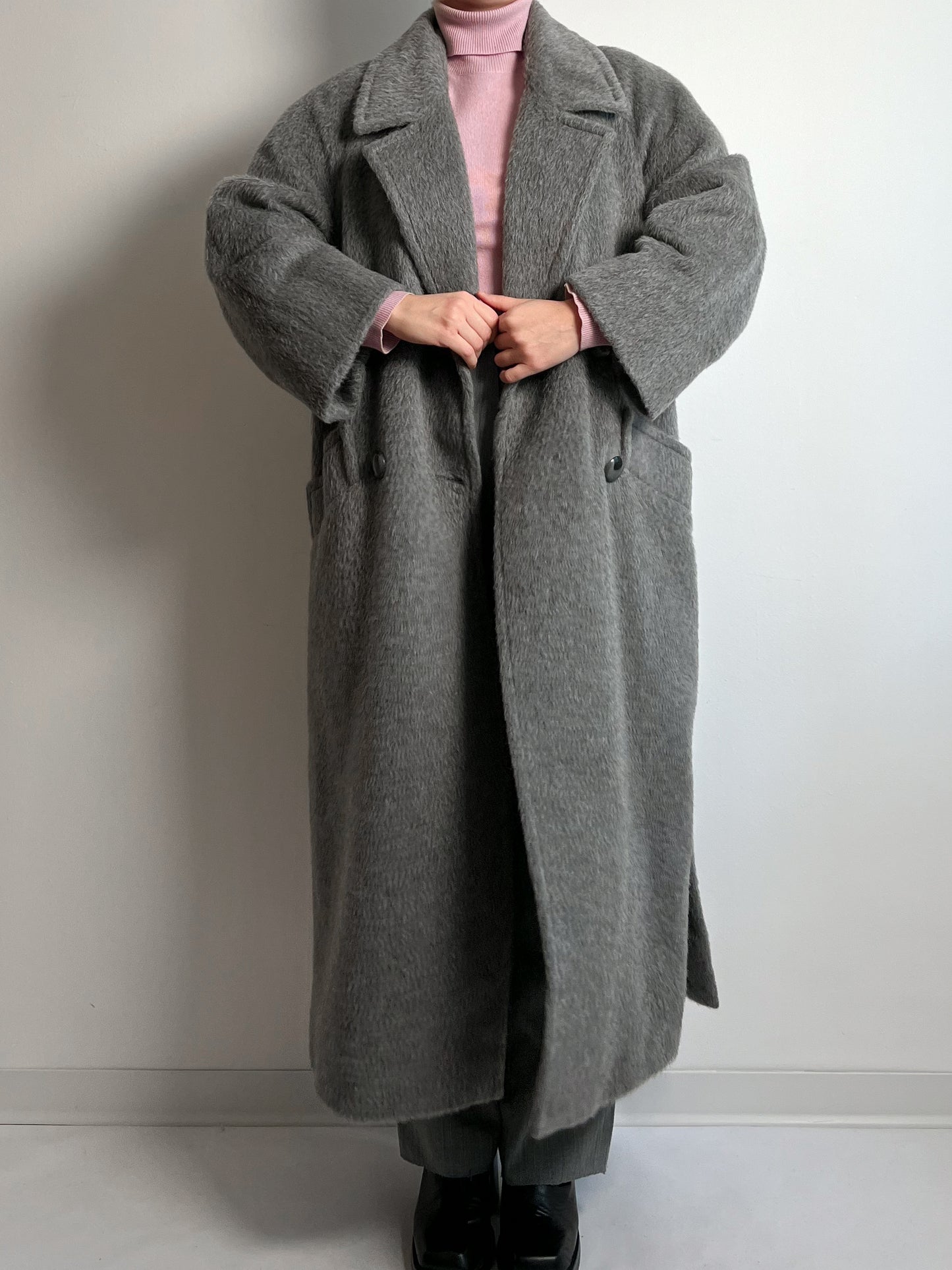 Piacenza lama grey long coat