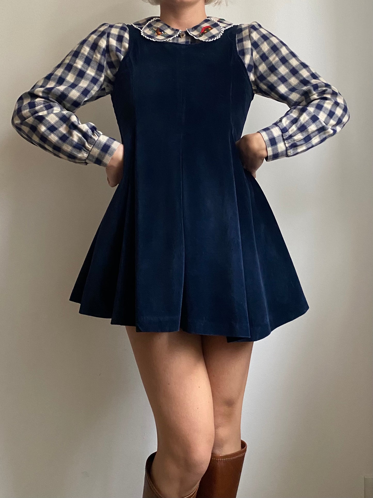 Mini dress in velluto