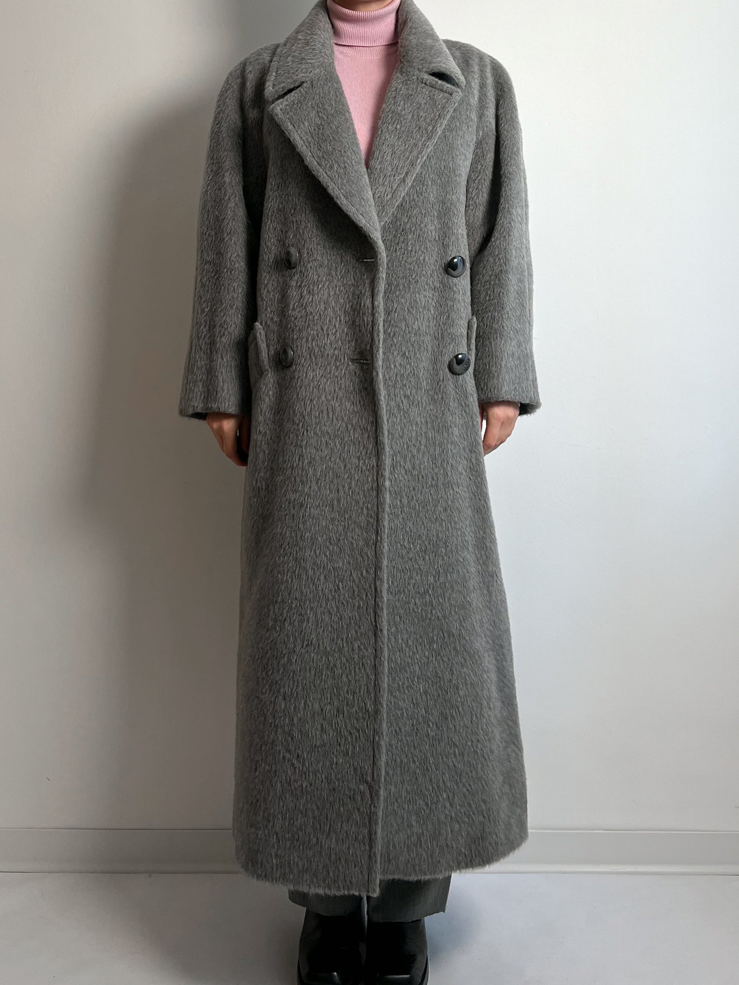 Piacenza lama grey long coat