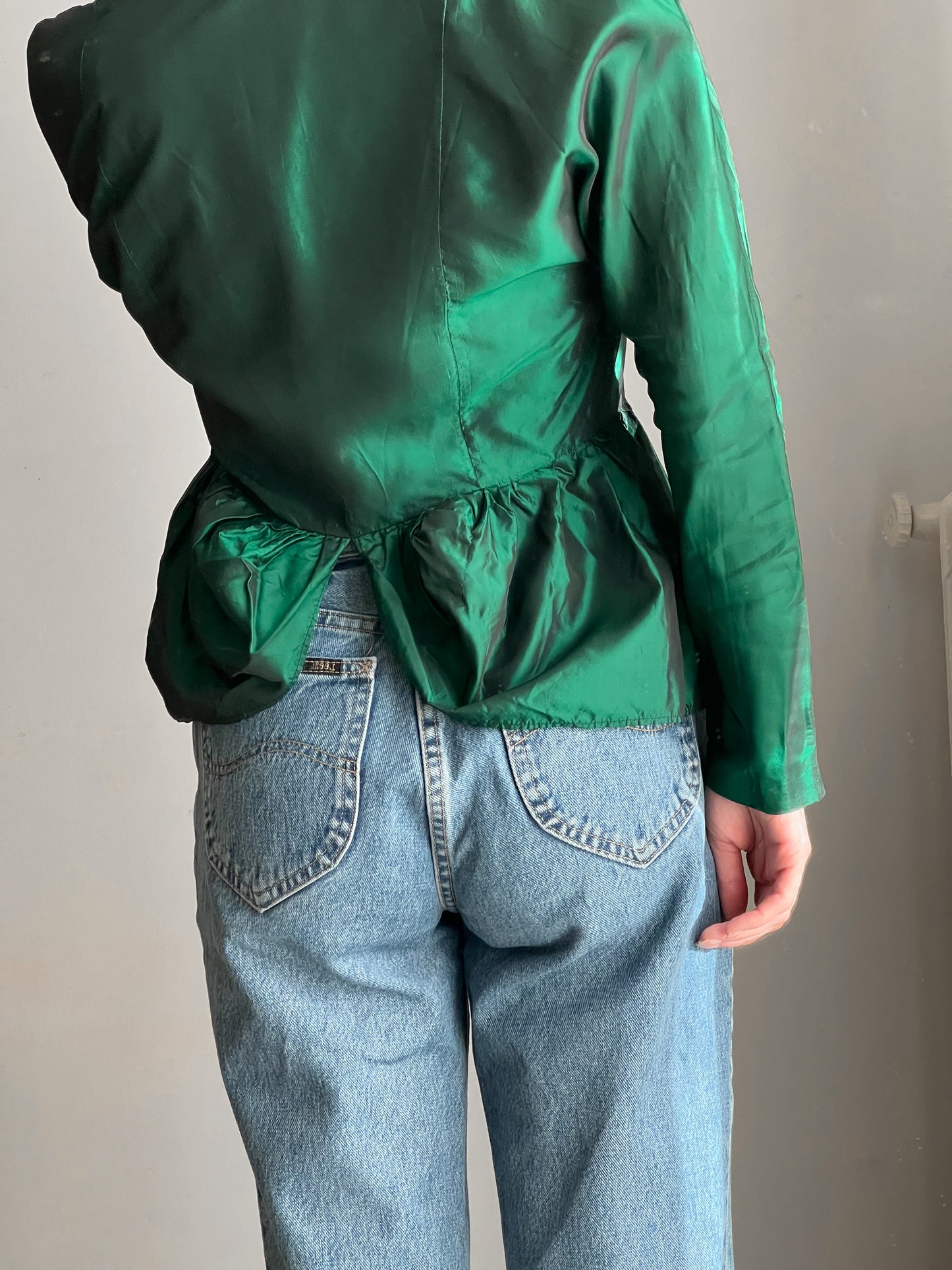 Blusa in shantung di seta verde