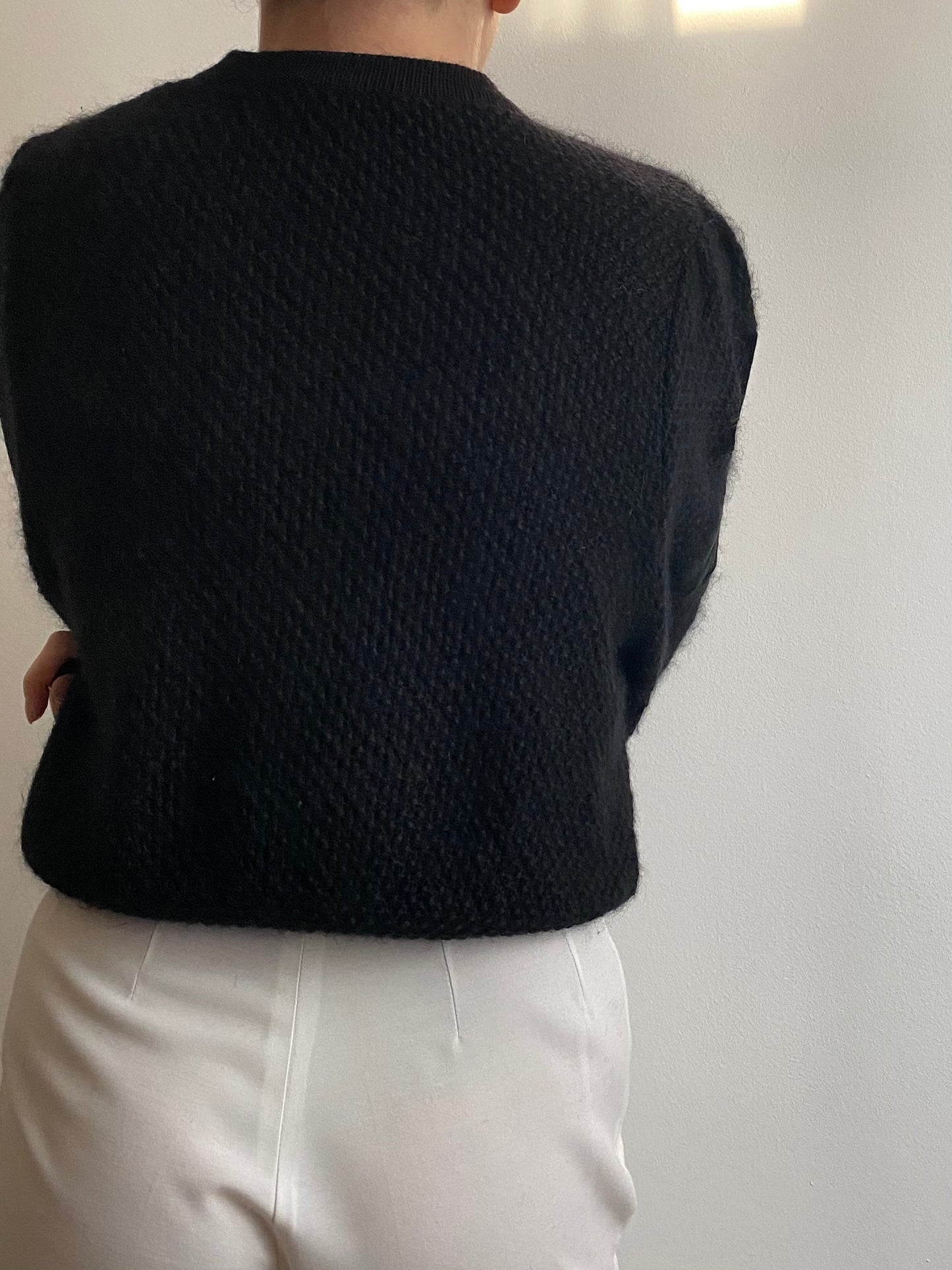 Cardigan nero in lana e mohair