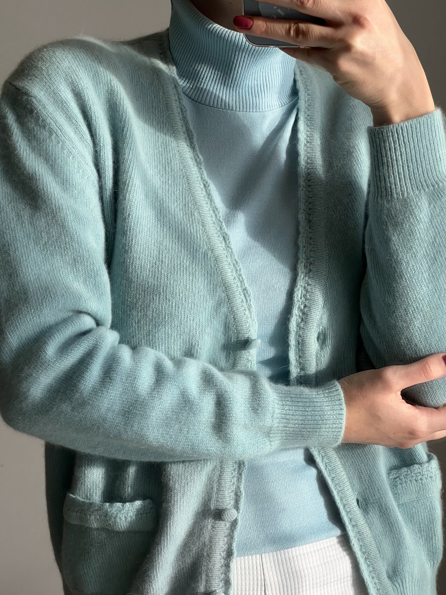 Cardigan in lana e angora azzurro