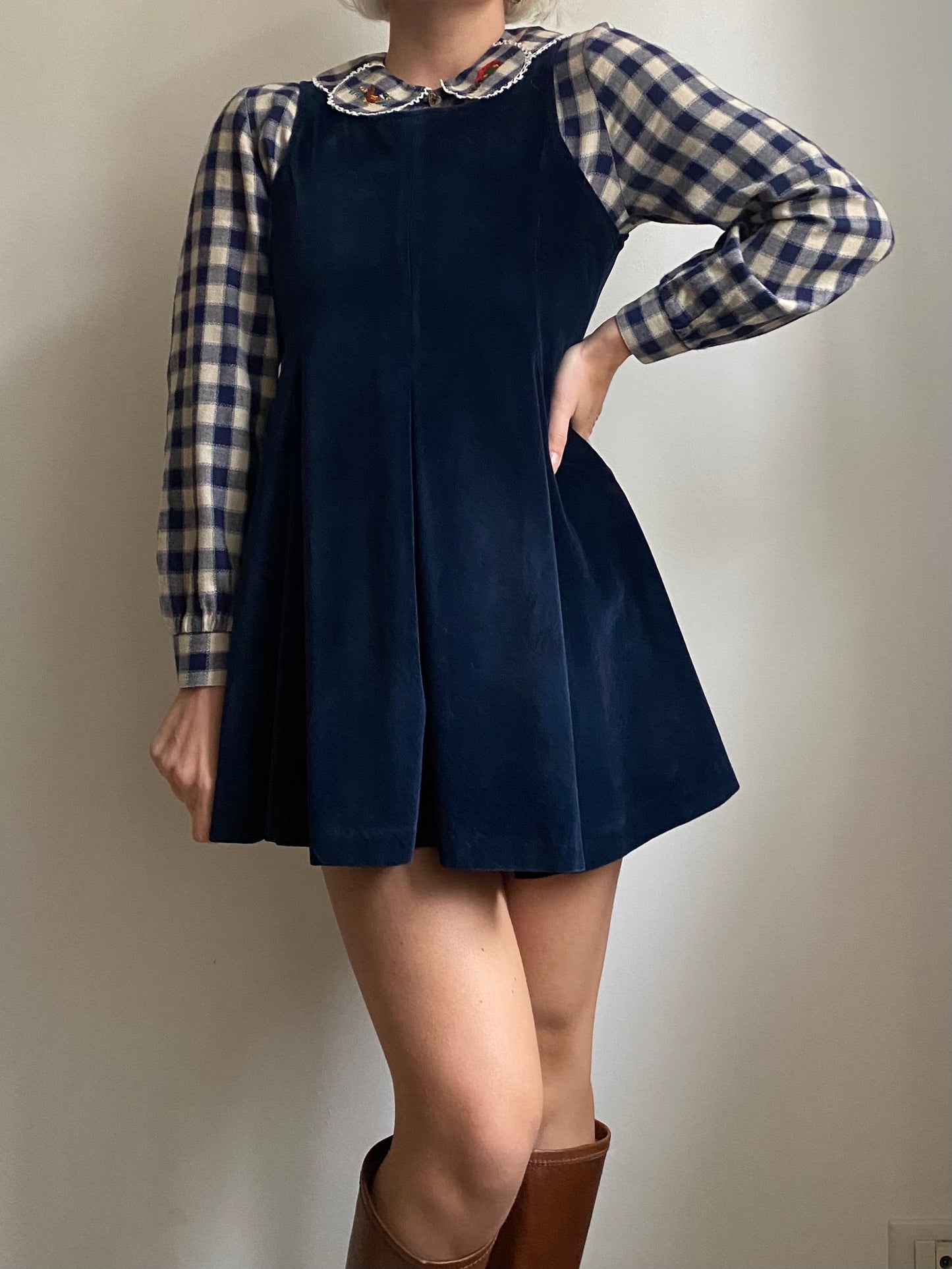 Mini dress in velluto