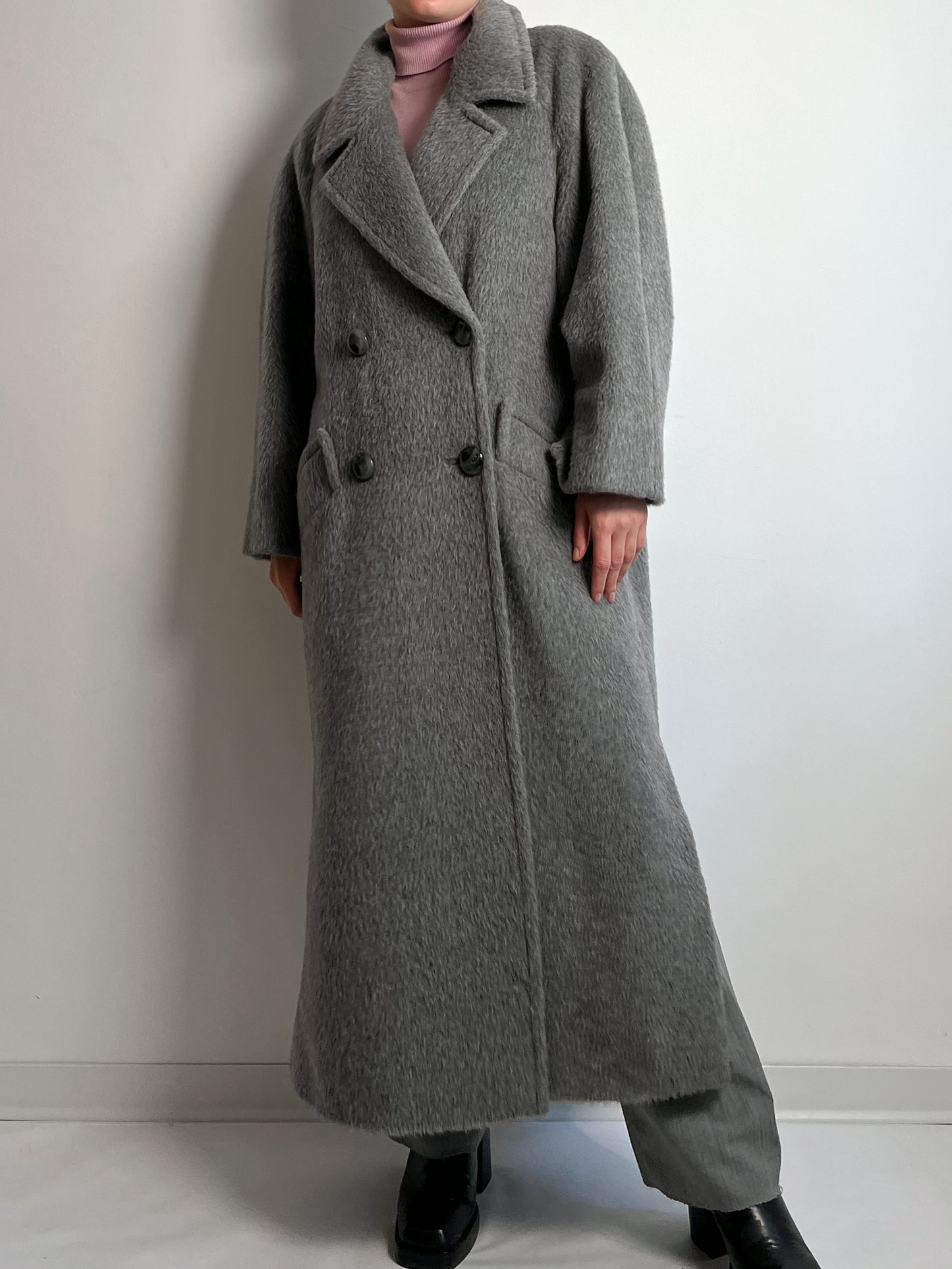 Piacenza lama grey long coat